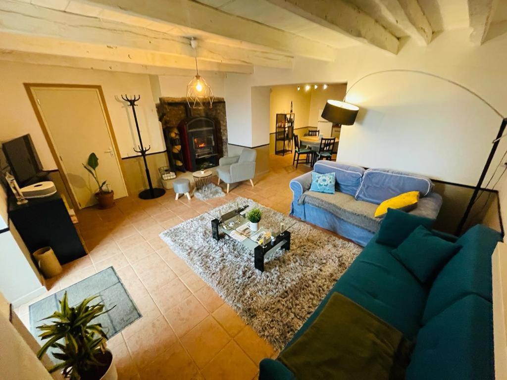 Maison Au Calme Pour 5 Personnes La Chapelle-de-Brain Exteriér fotografie